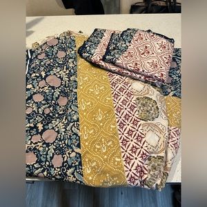 Anthropologie King Size Meguro Reversible Duvet cover with matching shams